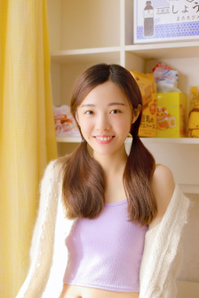 花蒂被吸得异常肿大
